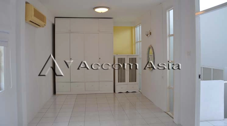 11  5 br Townhouse For Rent in Sukhumvit ,Bangkok BTS Ekkamai 13000795