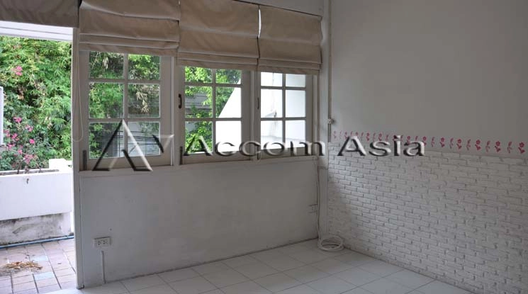 14  5 br Townhouse For Rent in Sukhumvit ,Bangkok BTS Ekkamai 13000795