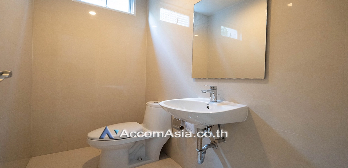 12  3 br Townhouse For Rent in Sukhumvit ,Bangkok BTS Asok - MRT Sukhumvit at In Home Luxury Residence 13000796