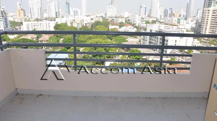 unit 2 Bedrooms  Condominium For Rent in Sukhumvit, Bangkok  near BTS Phrom Phong (13000857)