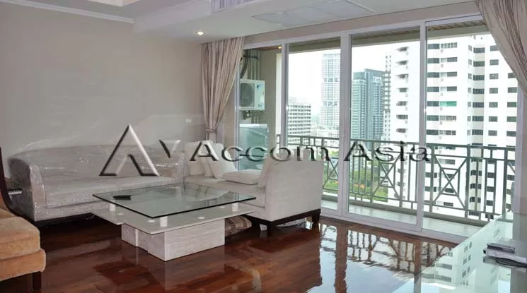 Big Balcony |  3 Bedrooms  Apartment For Rent in Sukhumvit, Bangkok  near BTS Phrom Phong (13000858)