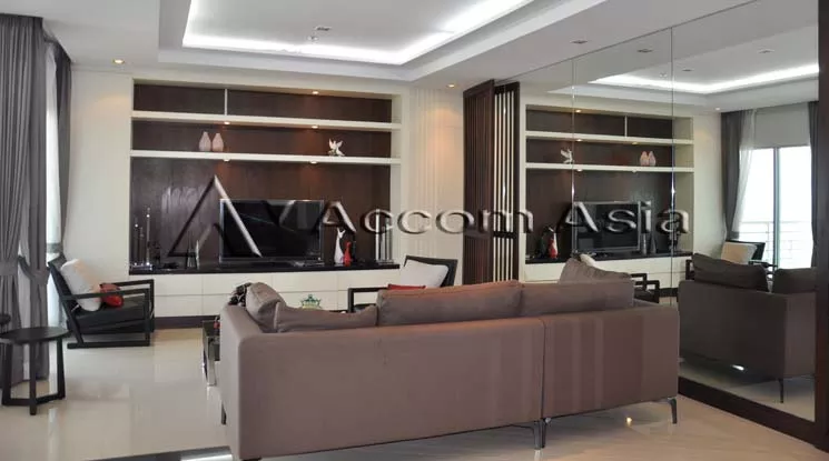 5  3 br Apartment For Rent in Ploenchit ,Bangkok BTS Ploenchit at Elegance and Traditional Luxury 13000861