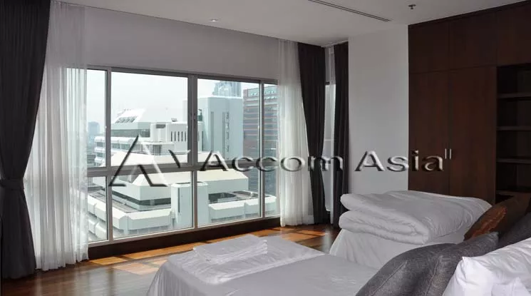 10  3 br Apartment For Rent in Ploenchit ,Bangkok BTS Ploenchit at Elegance and Traditional Luxury 13000861