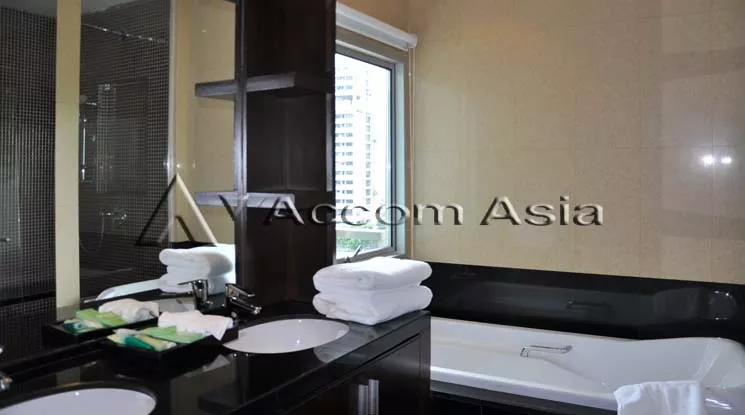 14  3 br Apartment For Rent in Ploenchit ,Bangkok BTS Ploenchit at Elegance and Traditional Luxury 13000864