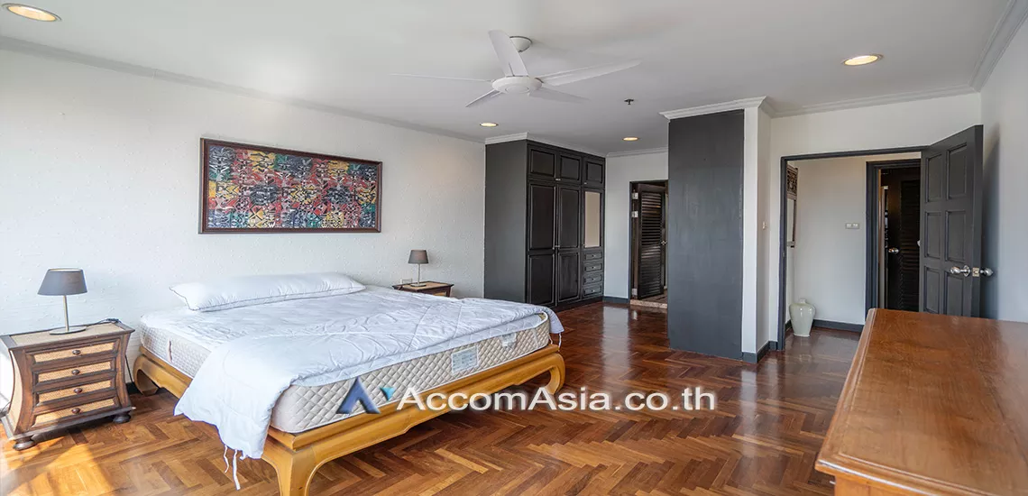 9  2 br Condominium For Rent in Sukhumvit ,Bangkok BTS Nana at Lake Green 13000866