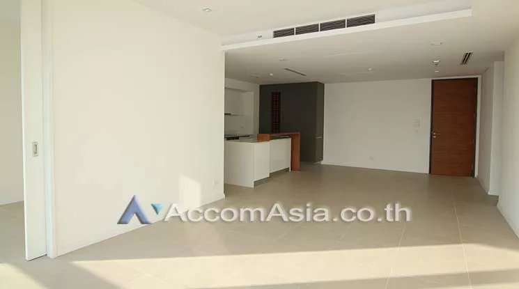  2 Bedrooms  Condominium For Sale in Charoennakorn, Bangkok  near BTS Krung Thon Buri (13000868)