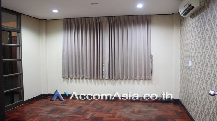 7  4 br House for rent and sale in Sukhumvit ,Bangkok BTS Thong Lo 13000877