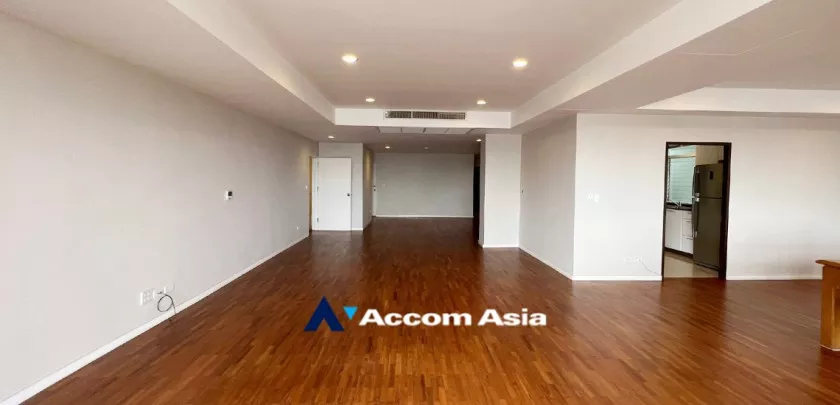 4  4 br Condominium For Rent in Sukhumvit ,Bangkok BTS Ekkamai at La Cascade 13000878