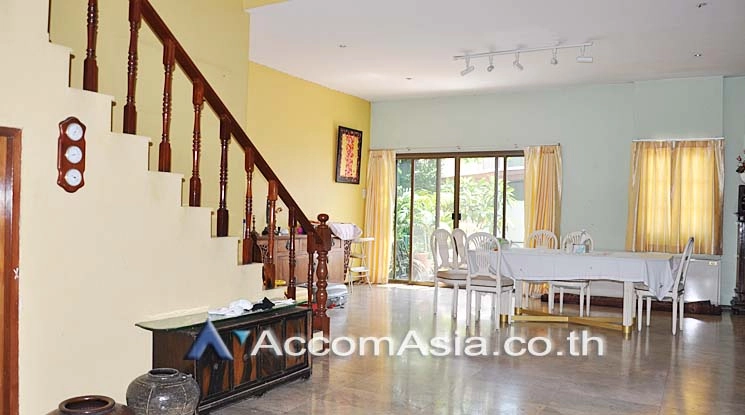 7  4 br Townhouse For Sale in Phaholyothin ,Bangkok BTS Ari 13000895