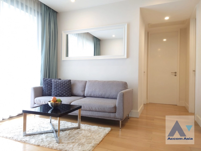 Collezio Sathorn Pipat Condominium  2 Bedroom for Sale & Rent BTS Chong Nonsi in Silom Bangkok