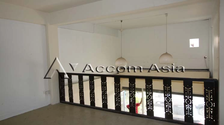 unitHome Office |  Studio  Townhouse For Rent in Sukhumvit, Bangkok  near BTS Thong Lo (13000929)