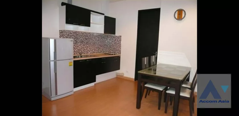 unit 1 Bedroom  Condominium For Rent in Ploenchit, Bangkok  near BTS Ratchathewi (13000936)