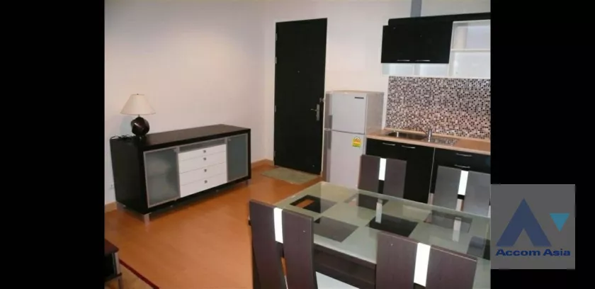 unit 1 Bedroom  Condominium For Rent in Ploenchit, Bangkok  near BTS Ratchathewi (13000936)