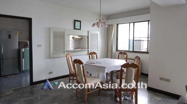 unit 3 Bedrooms  Condominium For Rent in Sukhumvit, Bangkok  near BTS Phrom Phong (13000998)