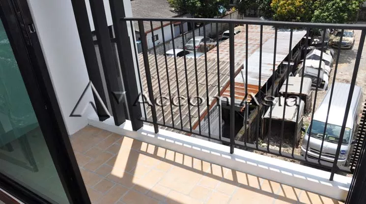  1  3 br Apartment For Rent in Sukhumvit ,Bangkok BTS Ekkamai at Urban space in Bangkok 13001029