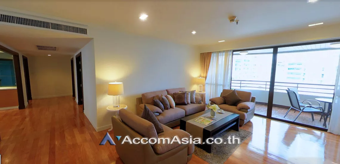 Big Balcony |  Warm Family Atmosphere Apartment  4 Bedroom for Rent MRT Sukhumvit in Sukhumvit Bangkok