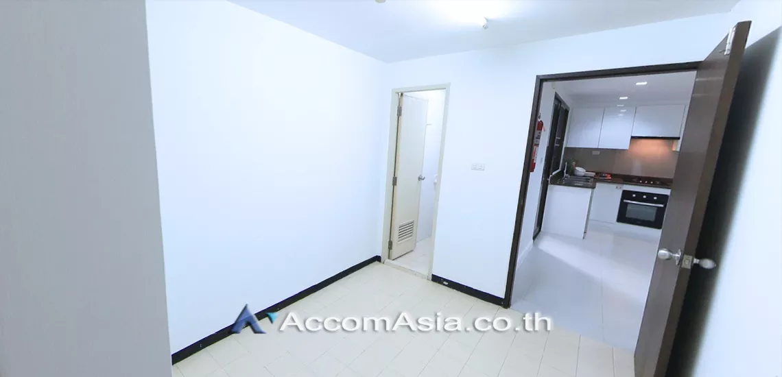 17  4 br Apartment For Rent in Sukhumvit ,Bangkok BTS Asok - MRT Sukhumvit at Warm Family Atmosphere 13001041