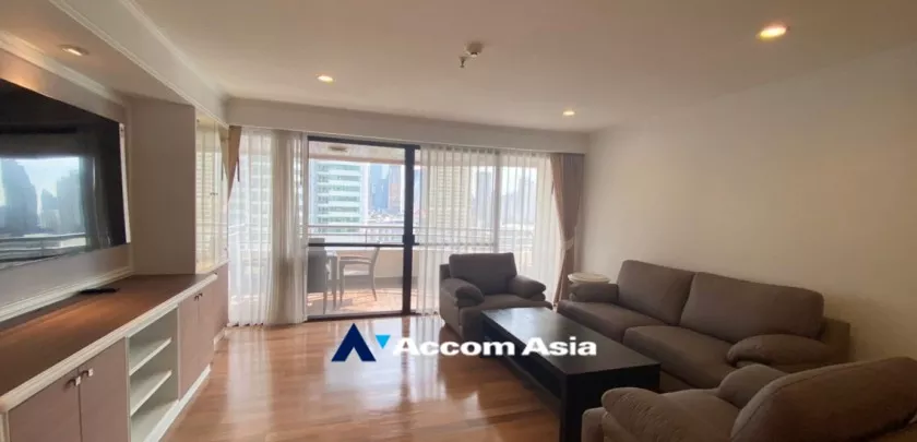Big Balcony |  Warm Family Atmosphere Apartment  3 Bedroom for Rent MRT Sukhumvit in Sukhumvit Bangkok