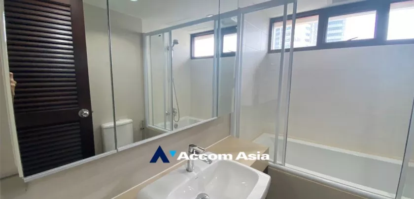 16  3 br Apartment For Rent in Sukhumvit ,Bangkok BTS Asok - MRT Sukhumvit at Warm Family Atmosphere 13001043