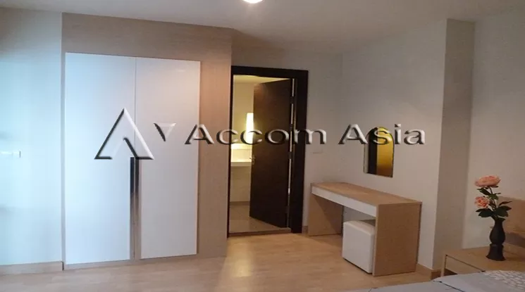 1 Bedroom  Condominium For Rent in Ratchadapisek, Bangkok  near MRT Ratchadaphisek (13001065)