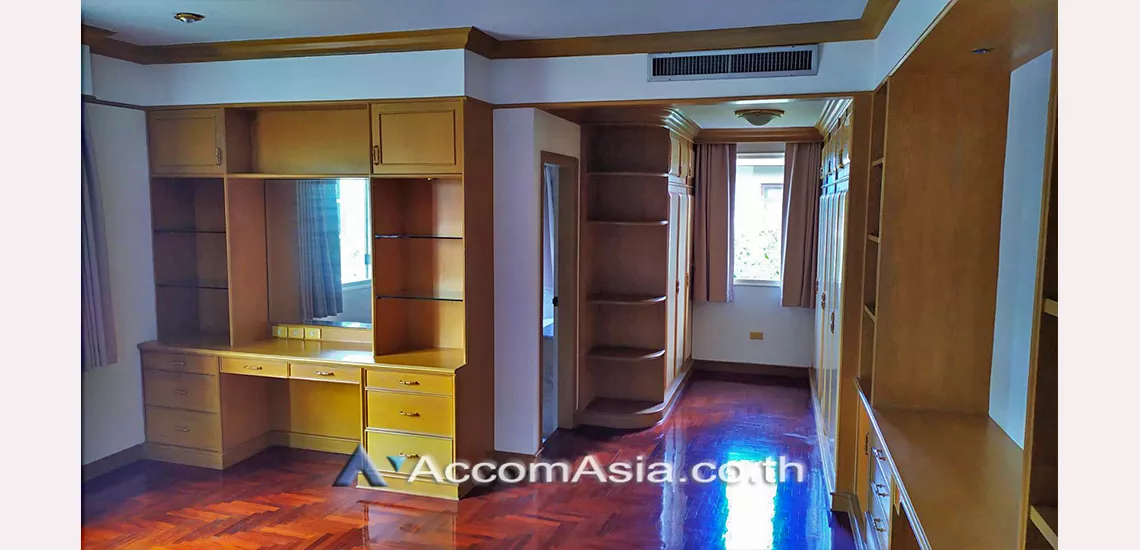 15  5 br House For Rent in Samutprakan ,Samutprakan BTS Bearing at Moo Baan Ladawan Srinakarin 13001078