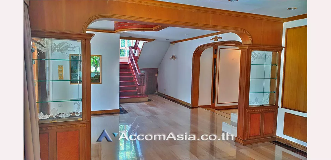 14  5 br House For Rent in Samutprakan ,Samutprakan BTS Bearing at Moo Baan Ladawan Srinakarin 13001078
