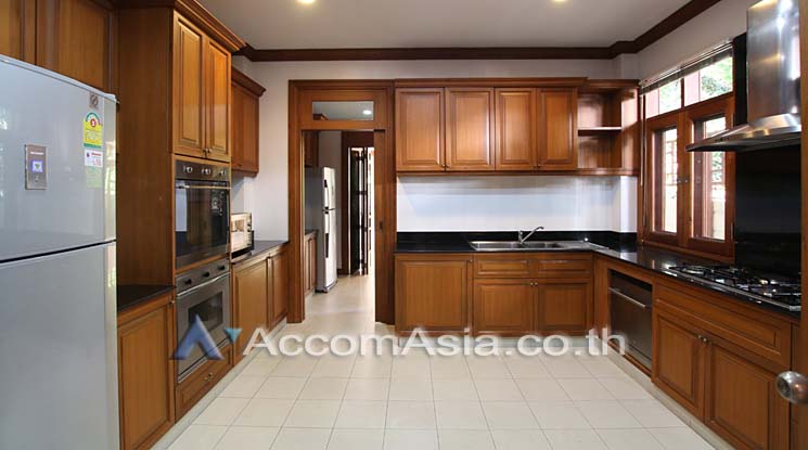 6  4 br House For Rent in sathorn ,Bangkok BTS Chong Nonsi 90359