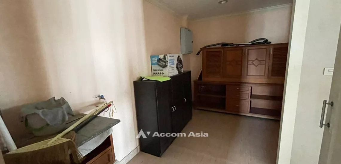 24  2 br Condominium For Sale in Sukhumvit ,Bangkok BTS Phrom Phong at D.S. Tower 2 20869