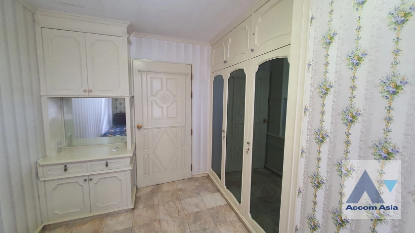 24  3 br Condominium for rent and sale in Sukhumvit ,Bangkok BTS Asok - MRT Phetchaburi at Asoke Tower 13001119