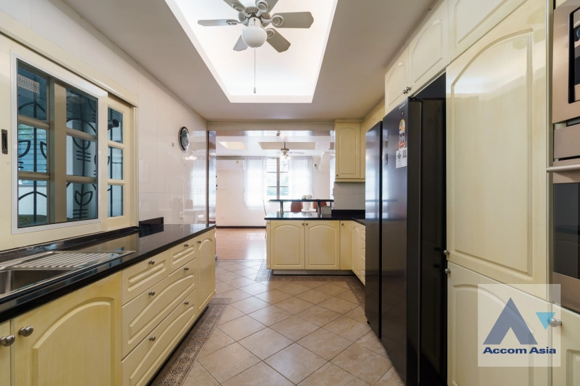 5  4 br House For Rent in Sathorn ,Bangkok BTS Chong Nonsi - MRT Lumphini 13001223