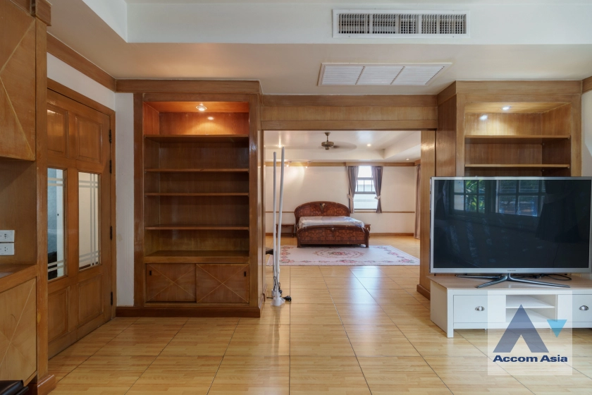 18  4 br House For Rent in Sathorn ,Bangkok BTS Chong Nonsi - MRT Lumphini 13001223