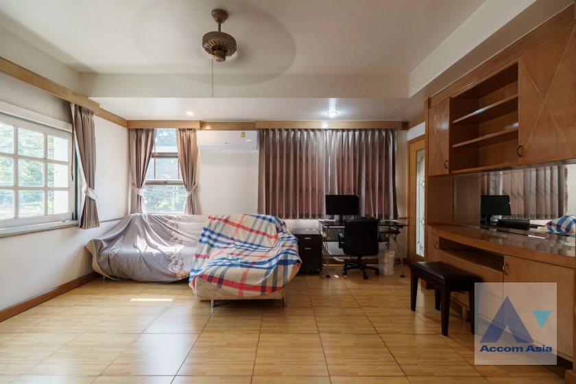 17  4 br House For Rent in Sathorn ,Bangkok BTS Chong Nonsi - MRT Lumphini 13001223