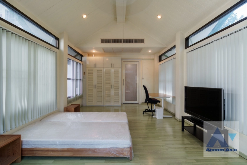 28  4 br House For Rent in Sathorn ,Bangkok BTS Chong Nonsi - MRT Lumphini 13001223