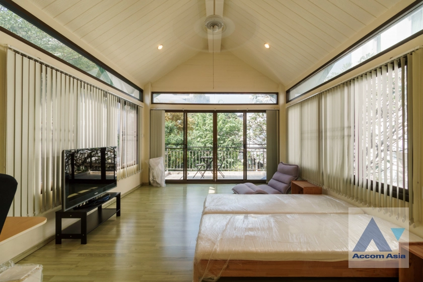 27  4 br House For Rent in Sathorn ,Bangkok BTS Chong Nonsi - MRT Lumphini 13001223