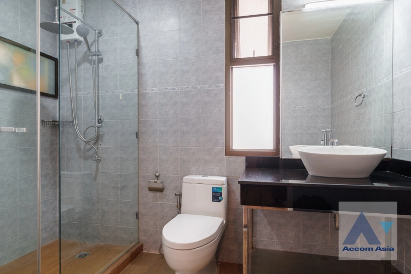 30  4 br House For Rent in Sathorn ,Bangkok BTS Chong Nonsi - MRT Lumphini 13001223