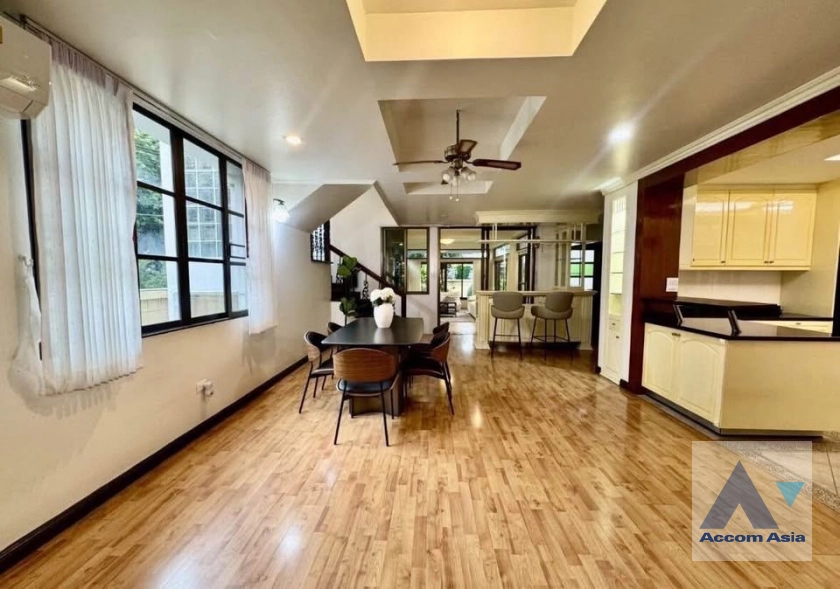  1  4 br House For Rent in Sathorn ,Bangkok BTS Chong Nonsi - MRT Lumphini 13001223