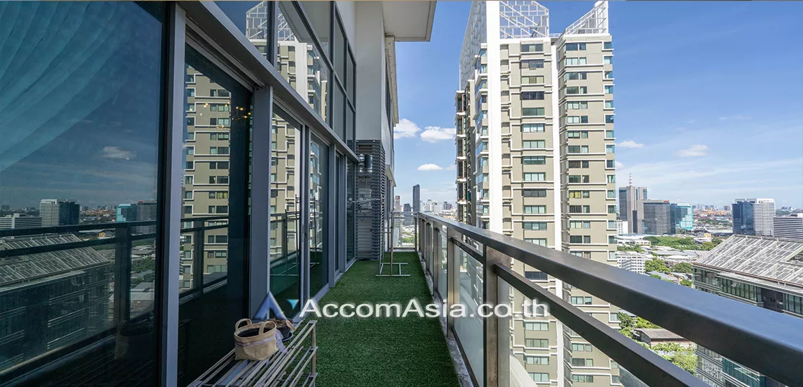 Duplex Condo |  3 Bedrooms  Condominium For Rent in Sukhumvit, Bangkok  near BTS Phrom Phong (13001267)