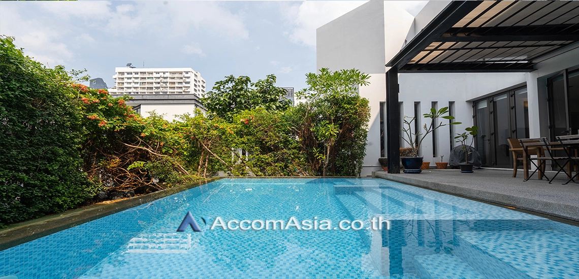 Private Swimming Pool, Pet friendly house for rent in Sukhumvit, Bangkok Code 13001297
