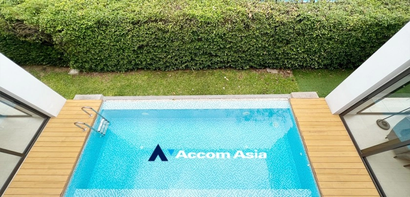 Private Swimming Pool |  4 Bedrooms  House For Rent in Sukhumvit, Bangkok  near BTS Thong Lo (13001298)