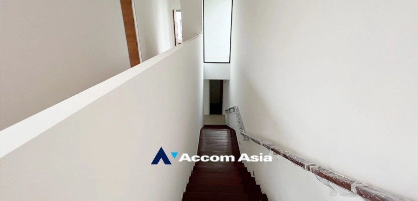 35  4 br House for rent and sale in Sukhumvit ,Bangkok BTS Thong Lo 13001298