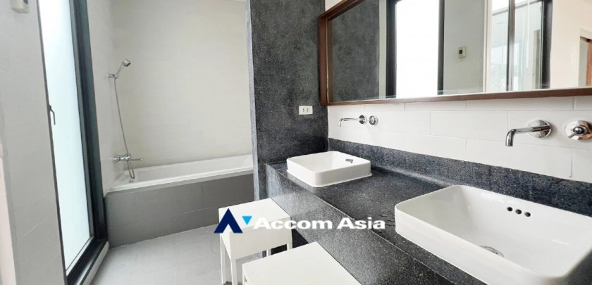 33  4 br House for rent and sale in Sukhumvit ,Bangkok BTS Thong Lo 13001298