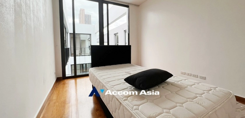 28  4 br House for rent and sale in Sukhumvit ,Bangkok BTS Thong Lo 13001298