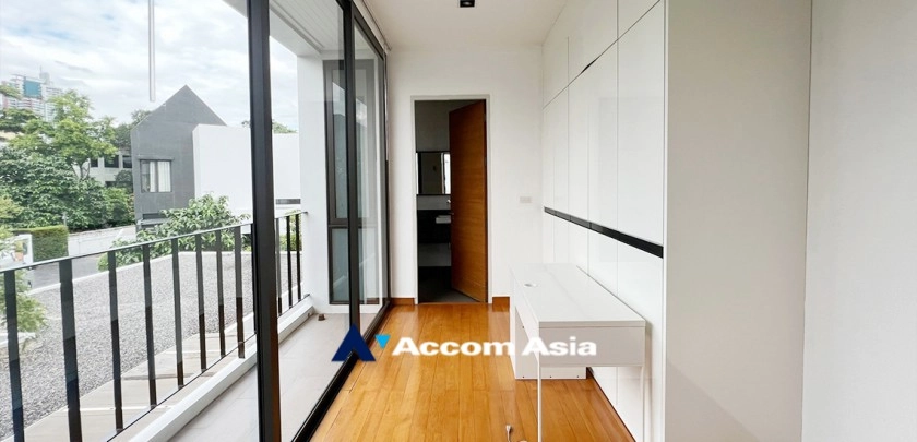 23  4 br House For Rent in sukhumvit ,Bangkok BTS Thong Lo 13001298