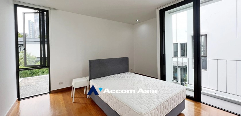 25  4 br House for rent and sale in Sukhumvit ,Bangkok BTS Thong Lo 13001298