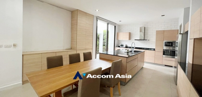 9  4 br House for rent and sale in Sukhumvit ,Bangkok BTS Thong Lo 13001298