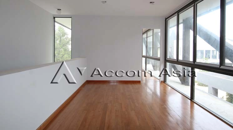 7  4 br House for rent and sale in Sukhumvit ,Bangkok BTS Thong Lo 13001300