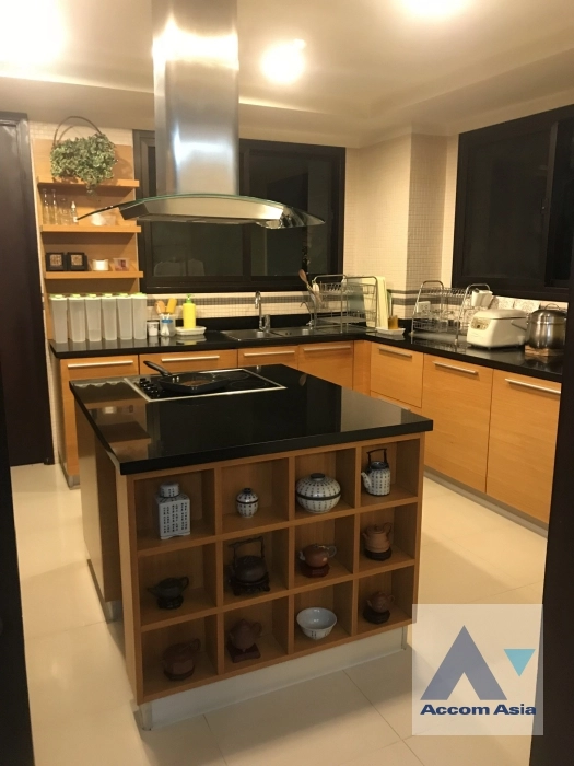 6  3 br Condominium For Sale in Sathorn ,Bangkok MRT Lumphini at The Lanai Sathorn 13001303