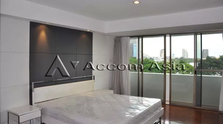 9  3 br Apartment For Rent in Sukhumvit ,Bangkok BTS Asok - MRT Sukhumvit at Family Apartment with Lake View 13001315