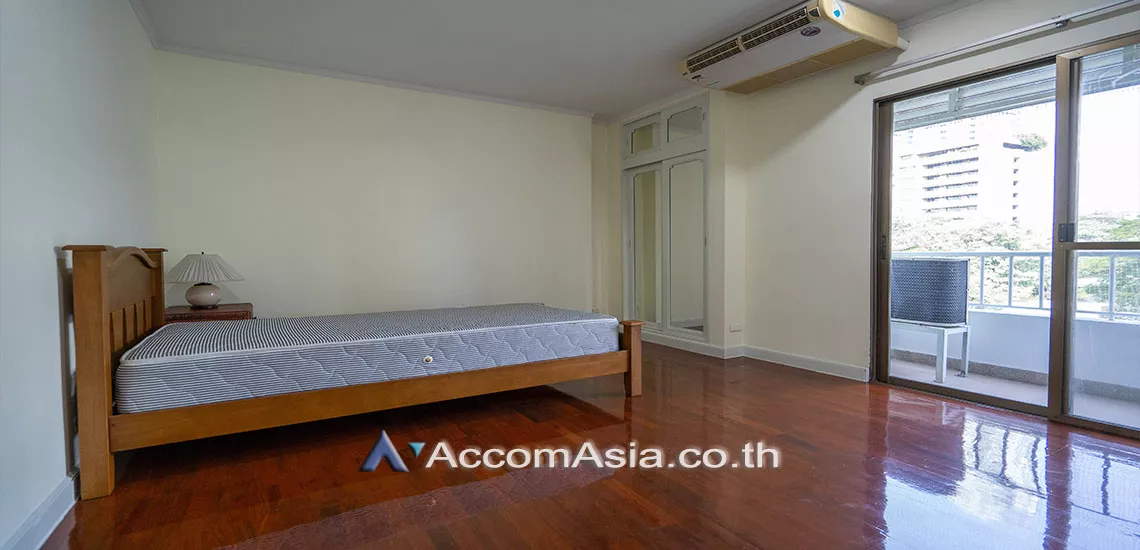 6  3 br Apartment For Rent in Sukhumvit ,Bangkok BTS Phrom Phong at Greenery garden and privacy 13001352