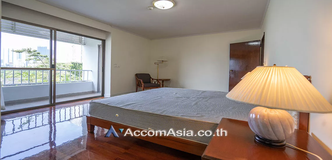 7  3 br Apartment For Rent in Sukhumvit ,Bangkok BTS Phrom Phong at Greenery garden and privacy 13001352